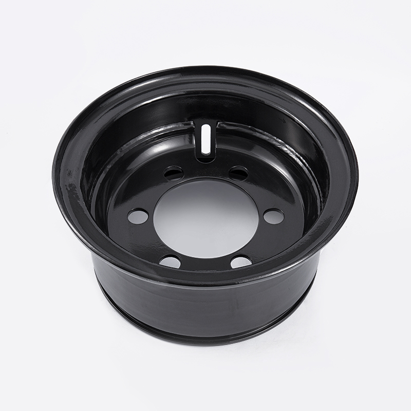 KOMATSU Viljuškar jednodijelni čelični naplatak 28x9-15